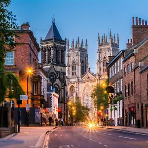 https://ay-come-inn.yorkshirehotels.net