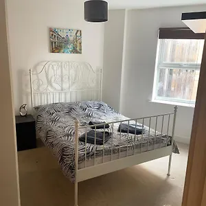 https://entire-town-centre-2-bedroom-apartment-very-close-to-beach.bournemouth-hotels.org