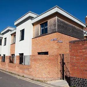 Quire Court Gloucester