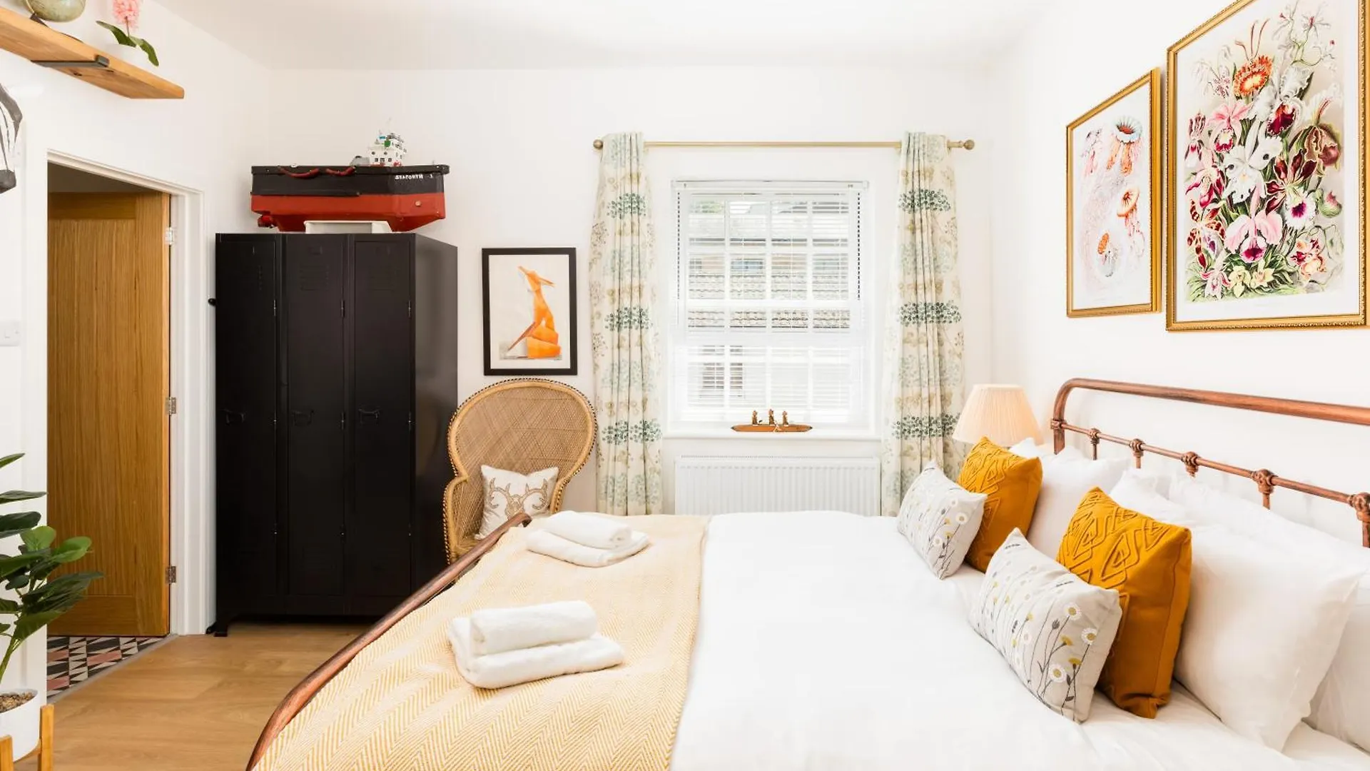 Quiet Location Near The Docks Secure Parking X2 Apartment Gloucester
